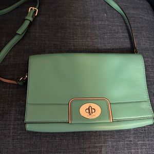 Kate Spade Green Crossbody!!